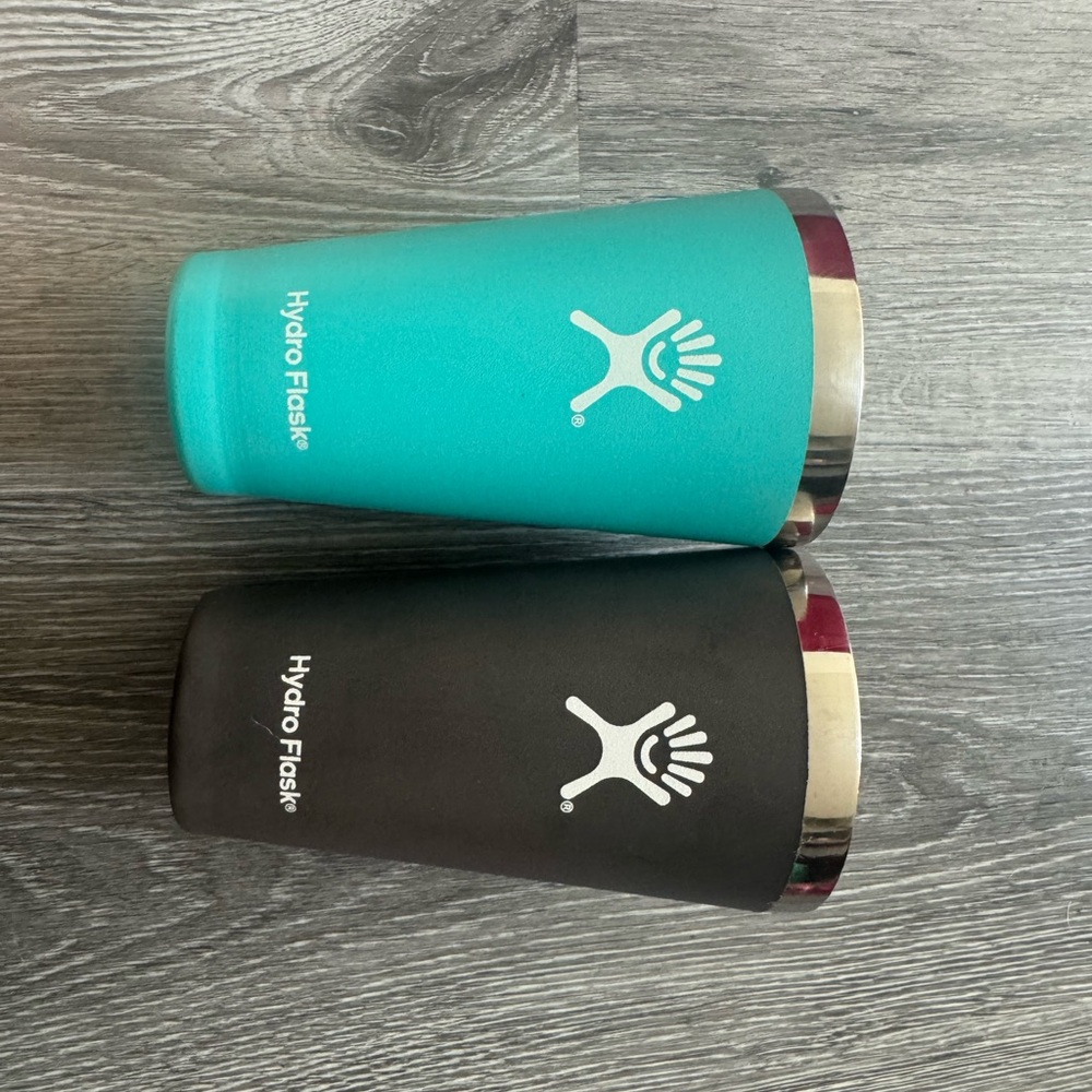 Hydro Flask Bottle in Teal and Grey